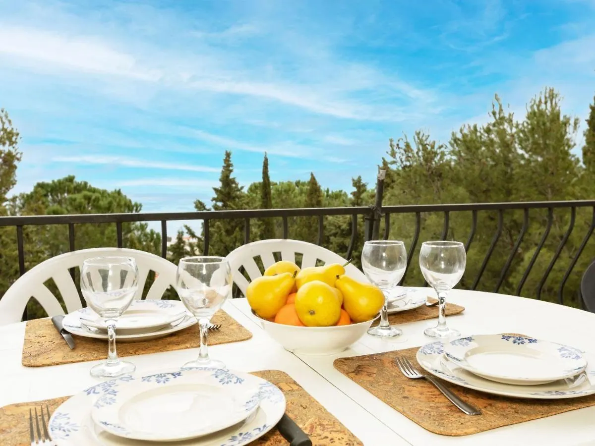 Apartment Cathy-3 By Interhome Llanca